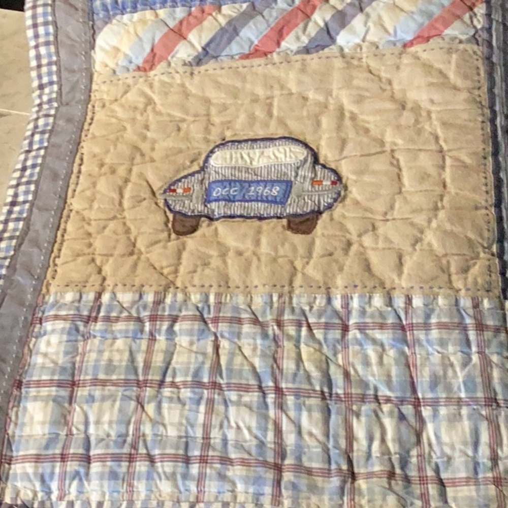 POTTERY BARN car scene cotton patch quilt, quality